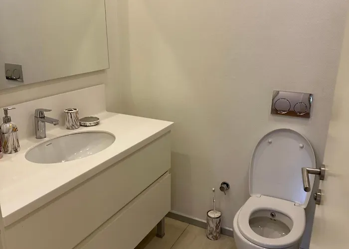 Prime Residances Deluxe King Hotel