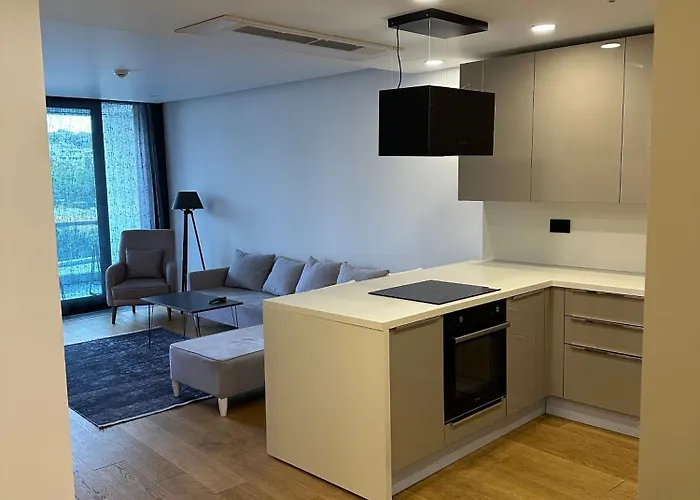 Prime Residances Deluxe King Hotel